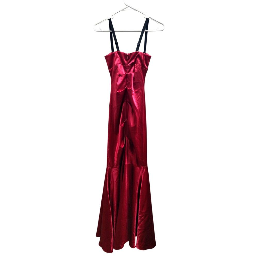 Camille La Vie Size 2 Red Ruched Satin Sweetheart Mermaid Dress Prom Gown - Picture 2 of 8